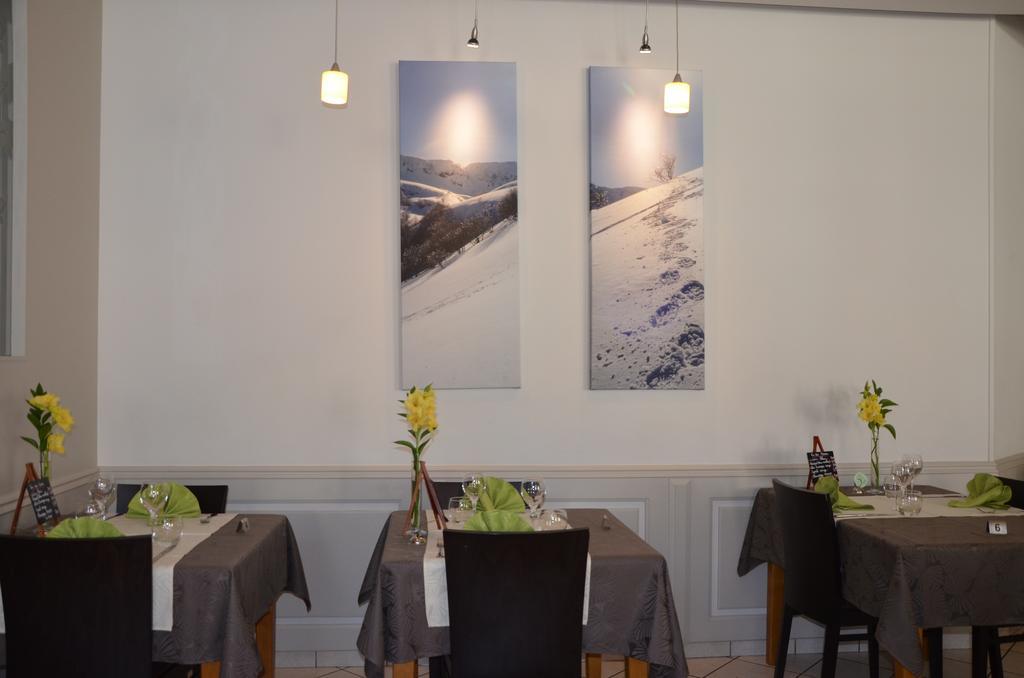 Logis Auberge De L'Allagnonette Saint-Poncy Exteriér fotografie