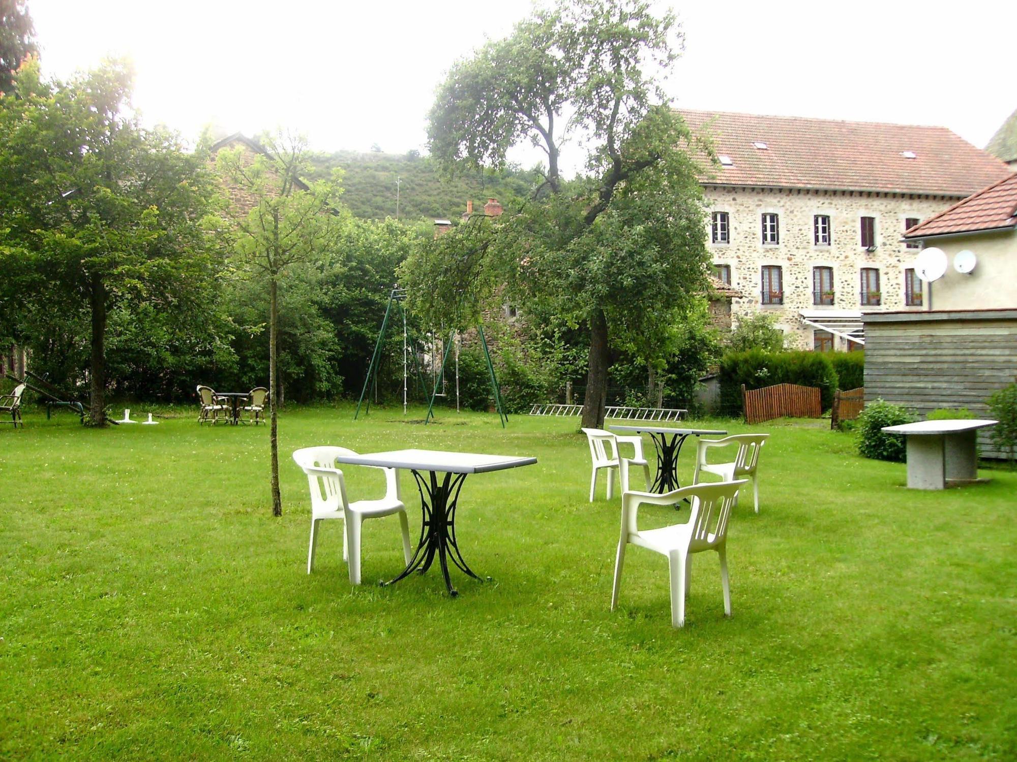Logis Auberge De L'Allagnonette Saint-Poncy Exteriér fotografie